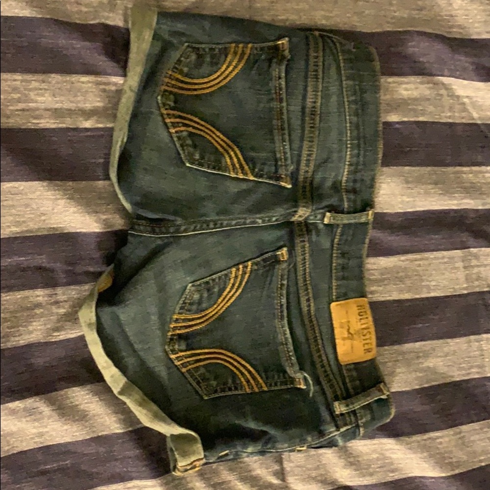 Hollister Jean shorts